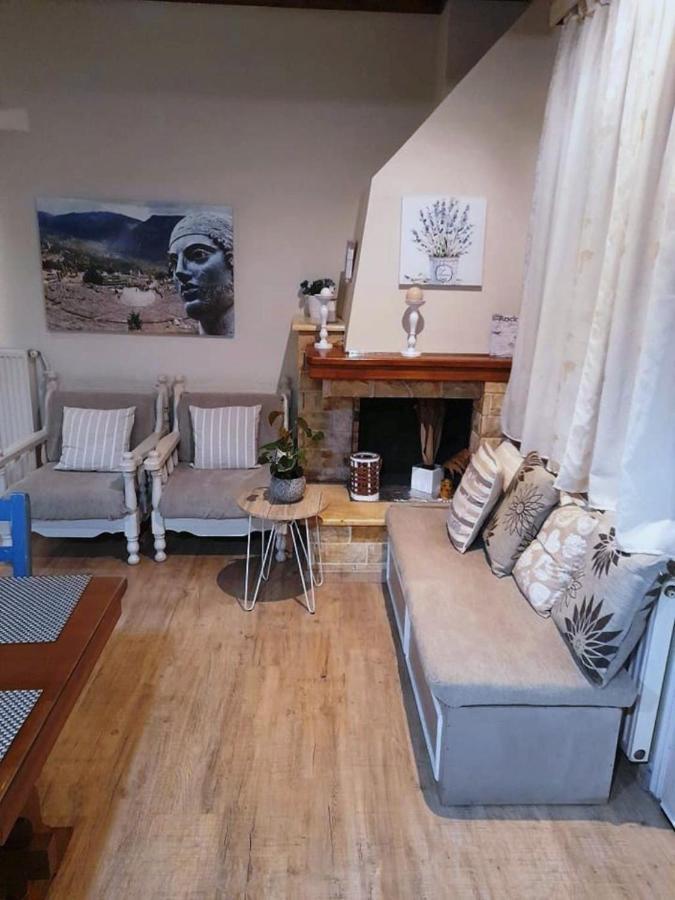 Appartamento Luxury Seafront House Nearby Delphi Kirra Esterno foto