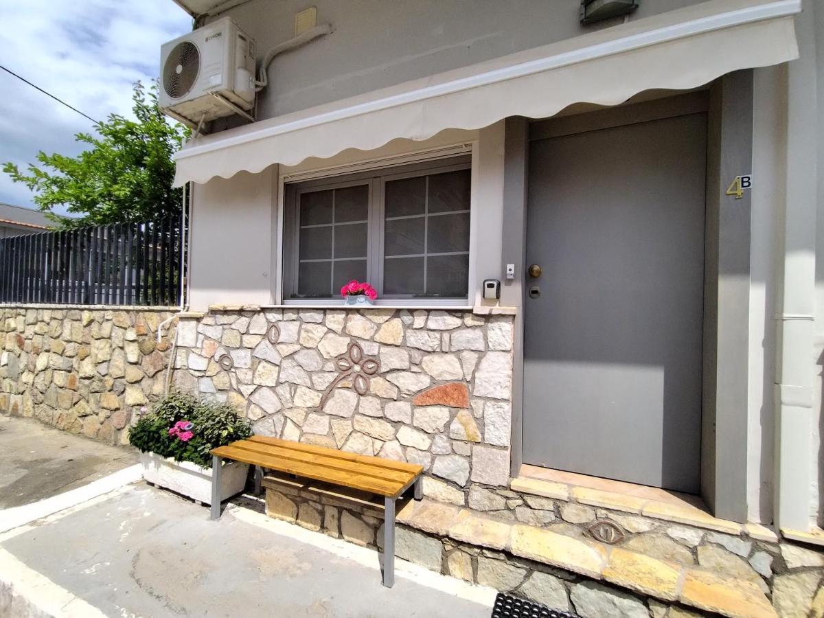 Appartamento Luxury Seafront House Nearby Delphi Kirra Esterno foto