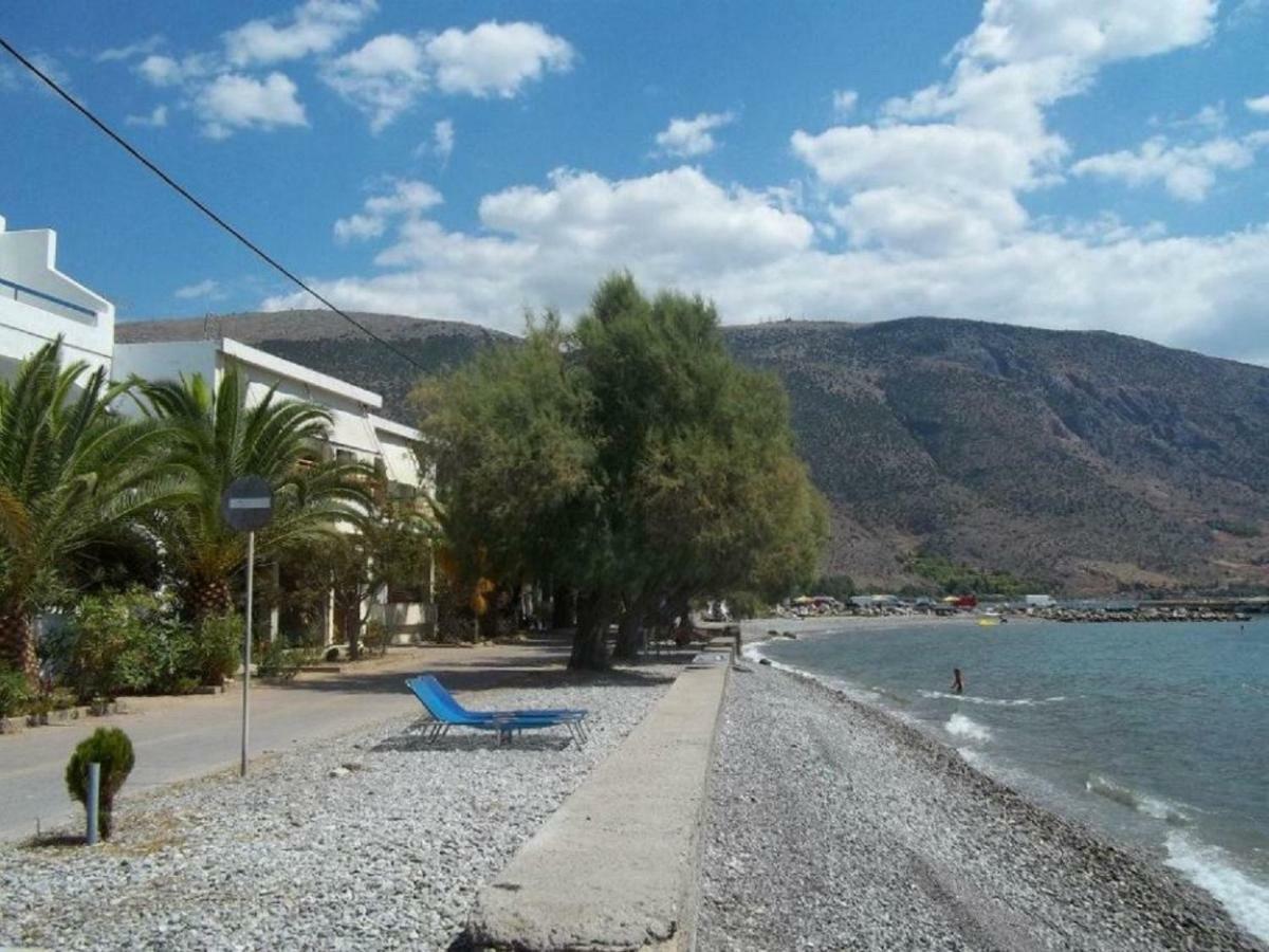 Appartamento Luxury Seafront House Nearby Delphi Kirra Esterno foto
